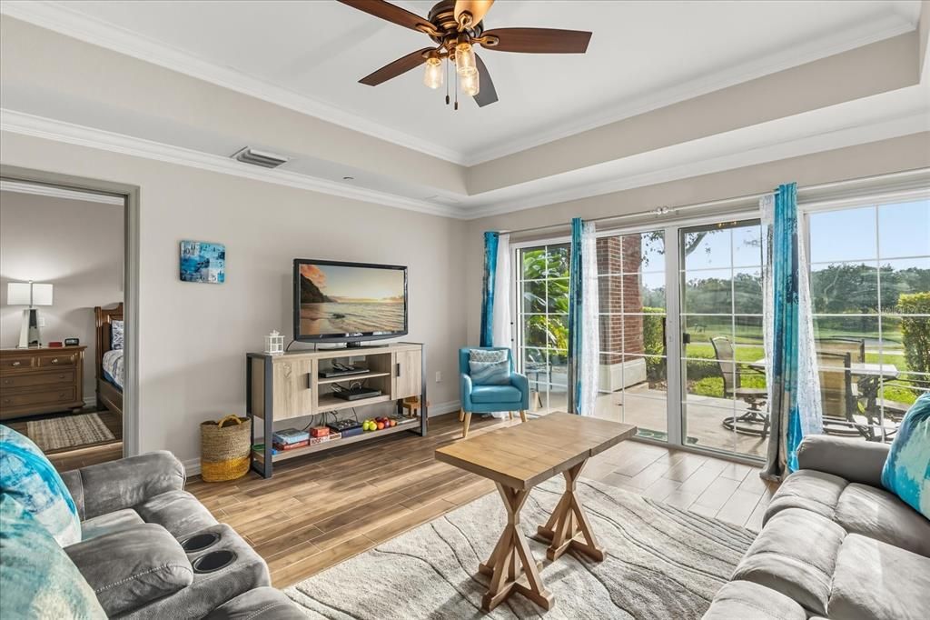 En Venta: $365,000 (3 camas, 3 baños, 1630 Pies cuadrados)