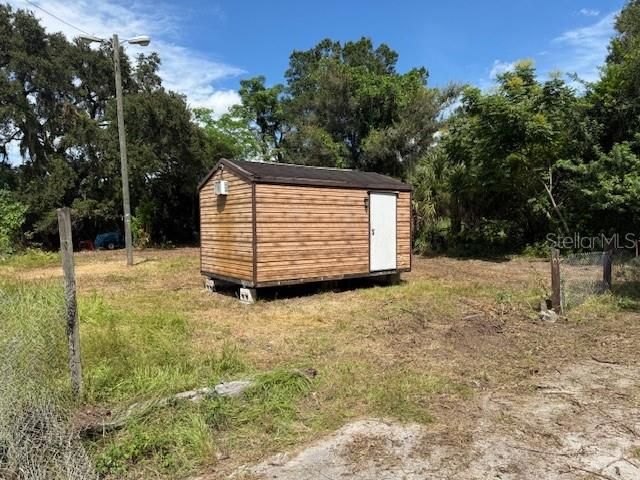 На продажу: $20,999 (0.12 acres)