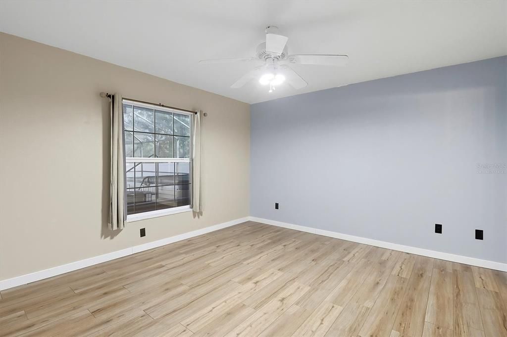 For Sale: $315,000 (3 beds, 2 baths, 1500 Square Feet)