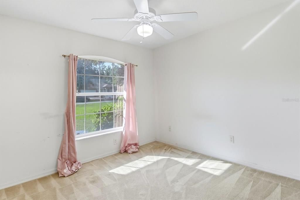 For Sale: $315,000 (3 beds, 2 baths, 1500 Square Feet)