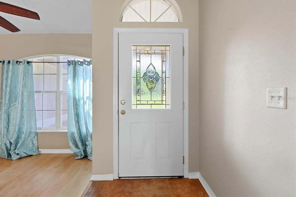 For Sale: $315,000 (3 beds, 2 baths, 1500 Square Feet)