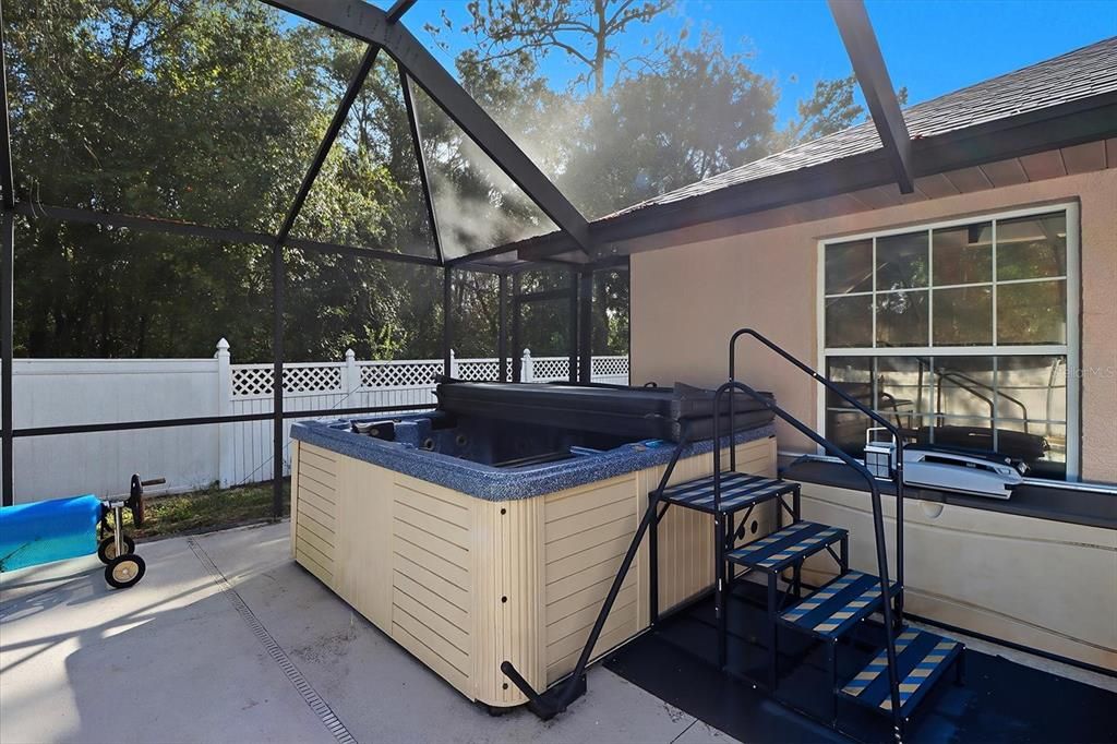 For Sale: $315,000 (3 beds, 2 baths, 1500 Square Feet)