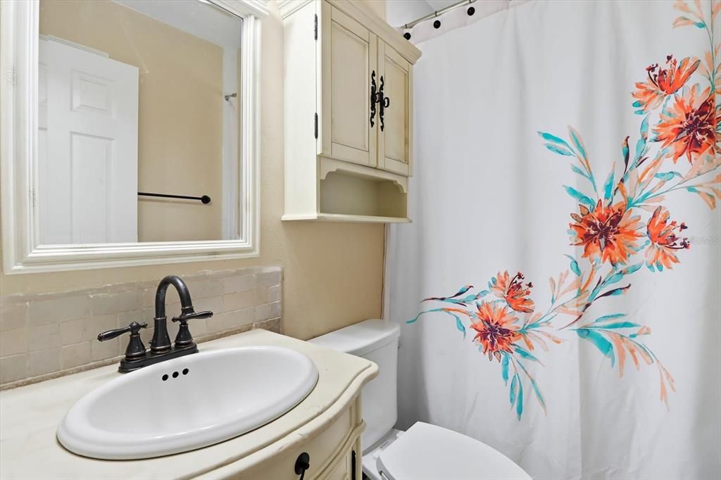 For Sale: $315,000 (3 beds, 2 baths, 1500 Square Feet)