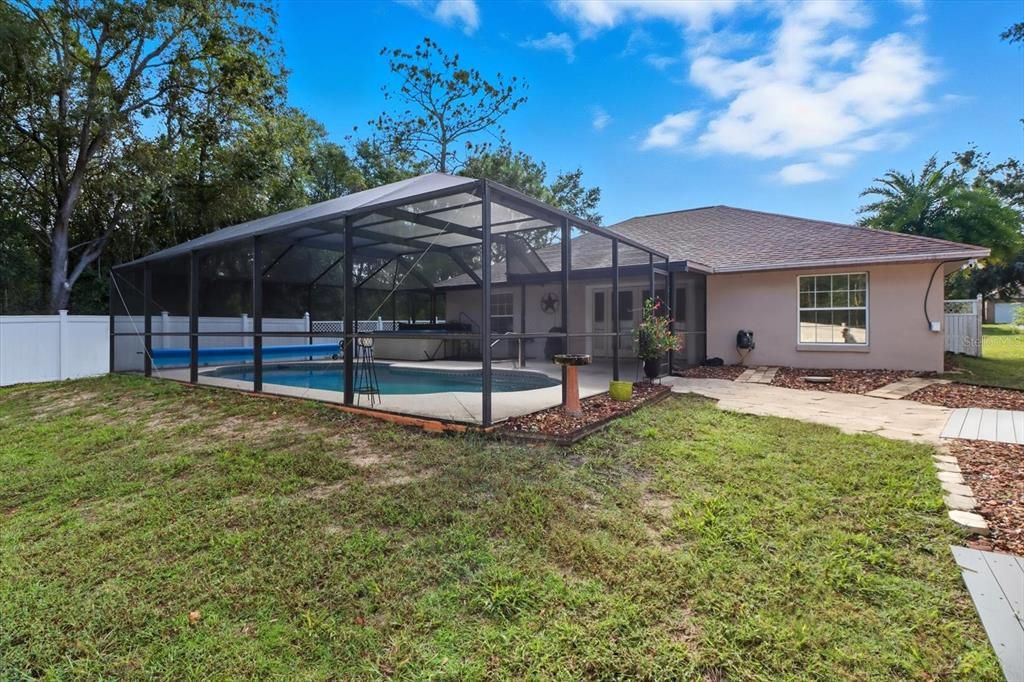 For Sale: $315,000 (3 beds, 2 baths, 1500 Square Feet)