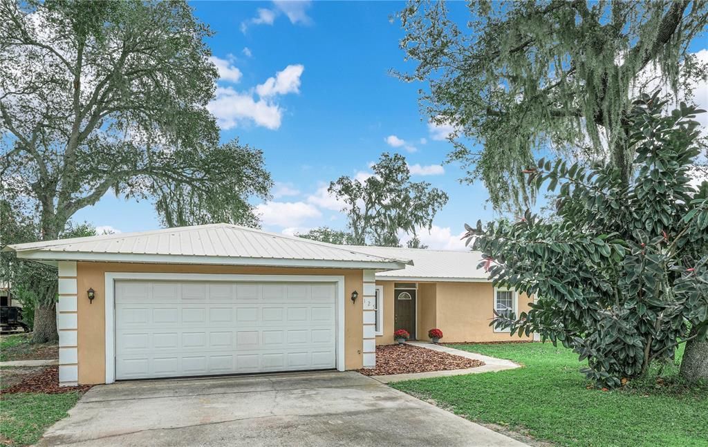 Vendido Recientemente: $295,000 (3 camas, 2 baños, 1756 Pies cuadrados)