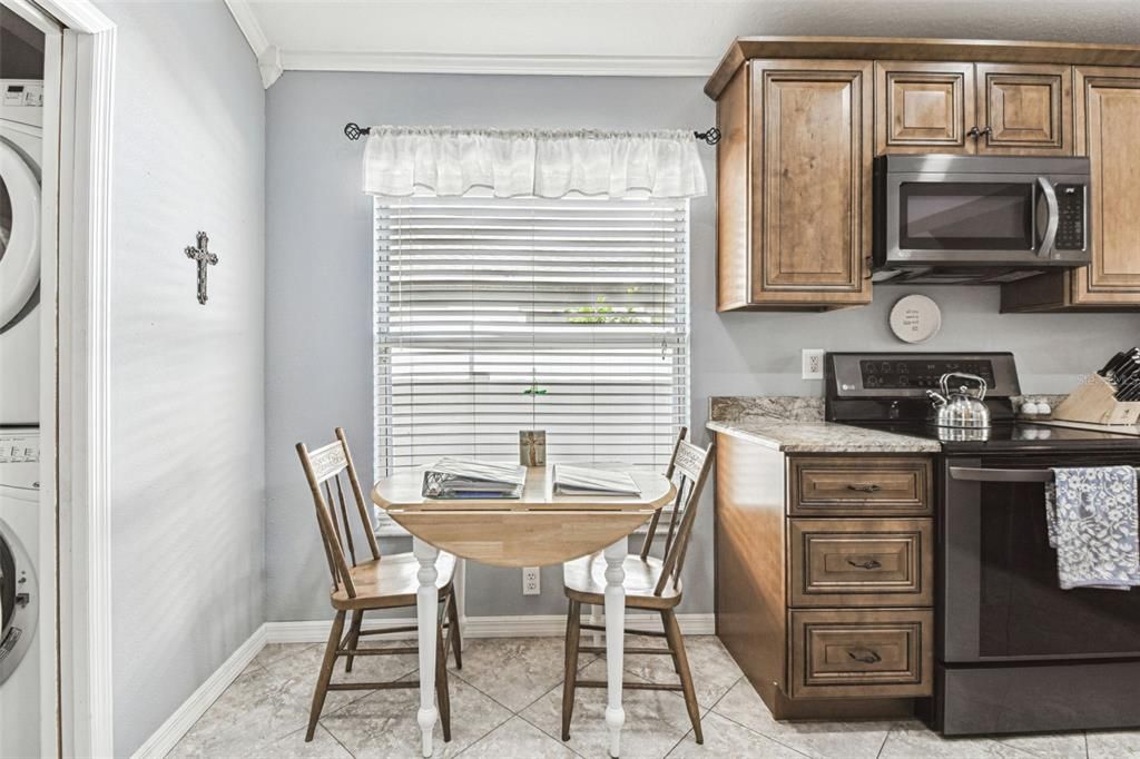 Active With Contract: $2,450 (3 beds, 2 baths, 1607 Square Feet)