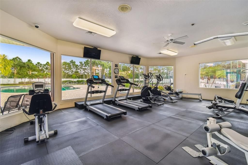 Active With Contract: $2,450 (3 beds, 2 baths, 1607 Square Feet)