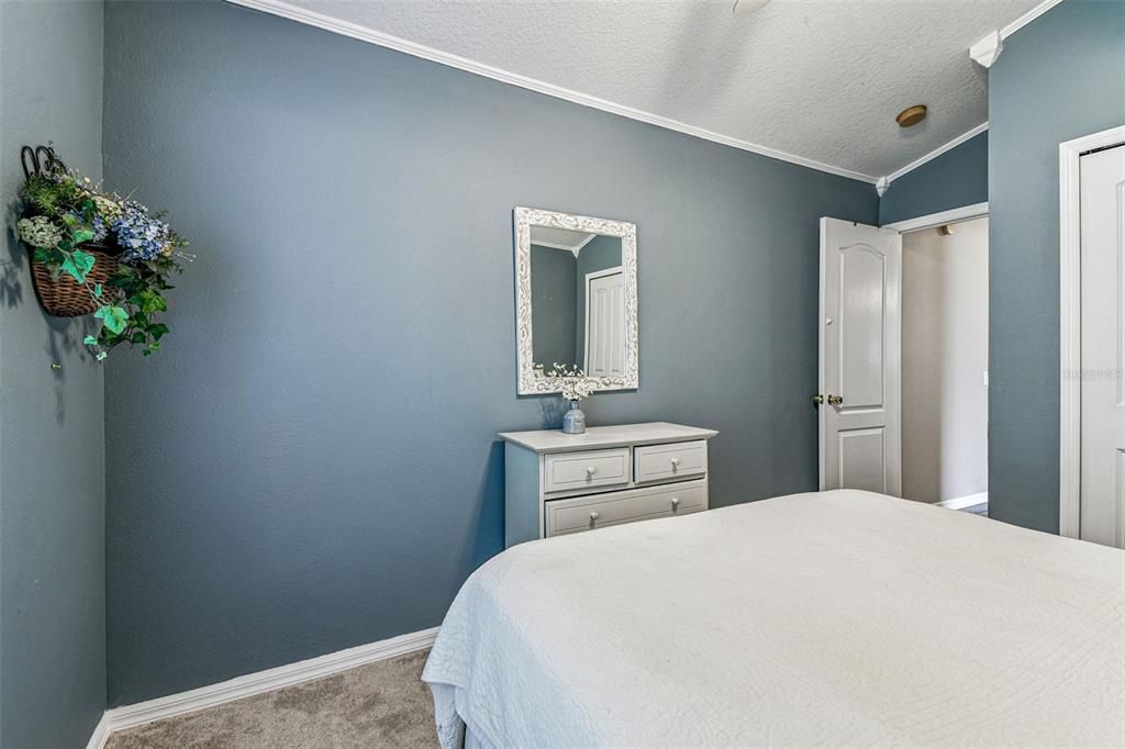 Active With Contract: $2,450 (3 beds, 2 baths, 1607 Square Feet)