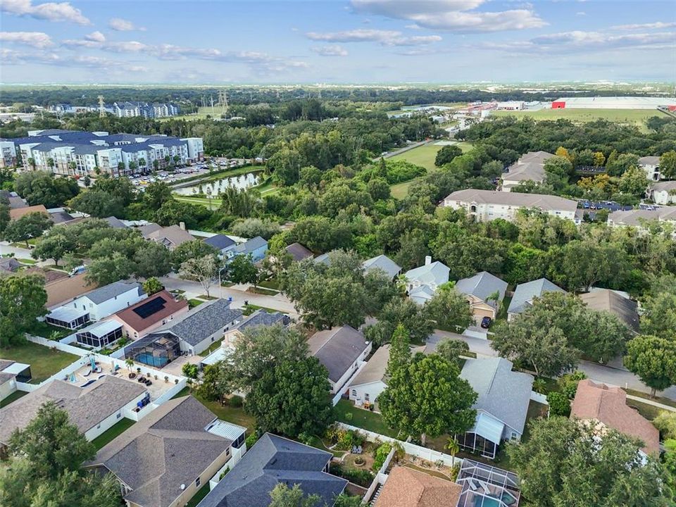 Active With Contract: $2,450 (3 beds, 2 baths, 1607 Square Feet)