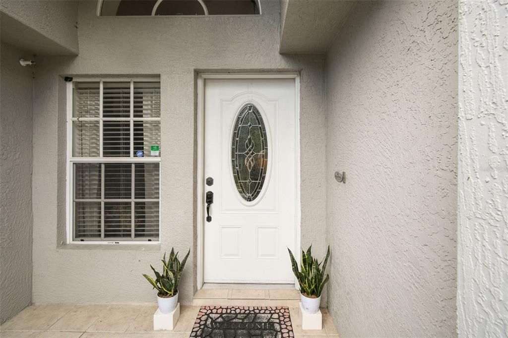 Active With Contract: $2,450 (3 beds, 2 baths, 1607 Square Feet)