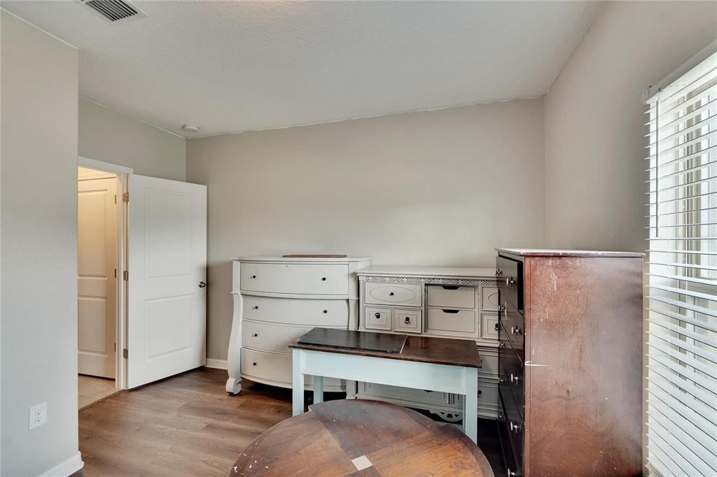 En Renta: $2,800 (6 camas, 3 baños, 2614 Pies cuadrados)