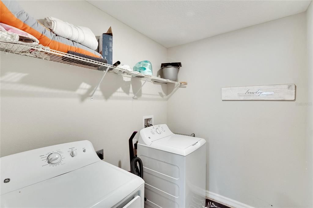 En Renta: $2,800 (6 camas, 3 baños, 2614 Pies cuadrados)