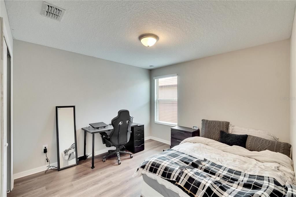 En Renta: $2,800 (6 camas, 3 baños, 2614 Pies cuadrados)