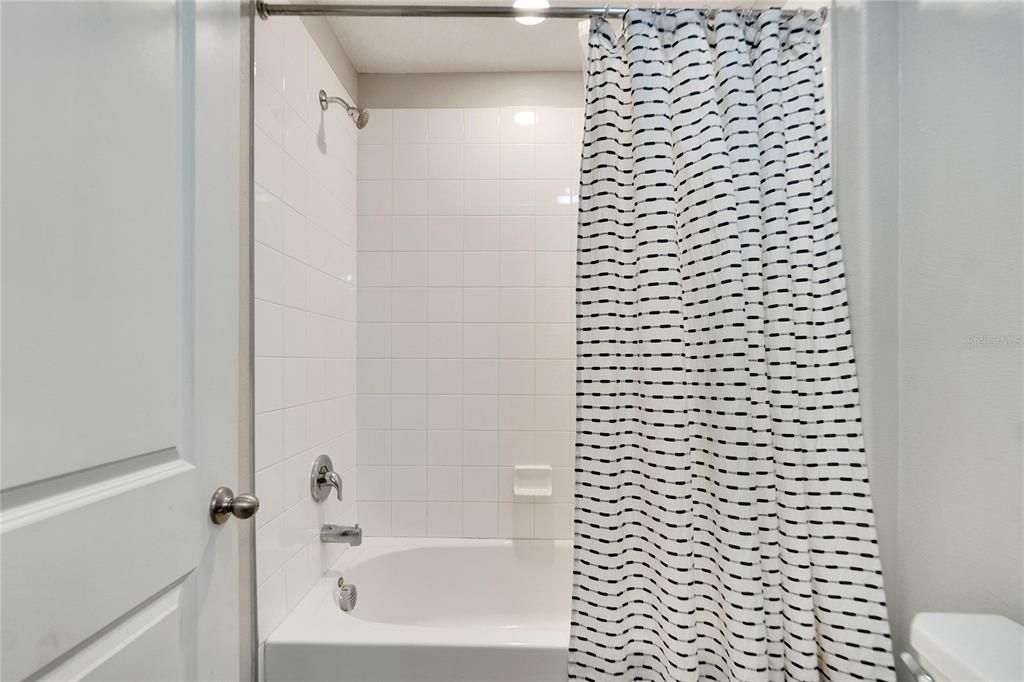 En Renta: $2,800 (6 camas, 3 baños, 2614 Pies cuadrados)