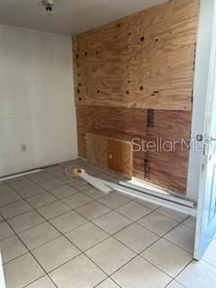 На продажу: $75,000 (2 спален, 1 ванн, 775 Квадратных фут)