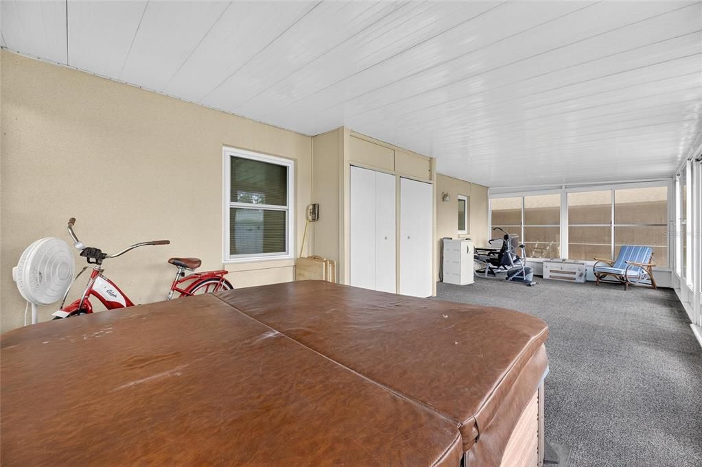 En Venta: $324,900 (2 camas, 2 baños, 1170 Pies cuadrados)