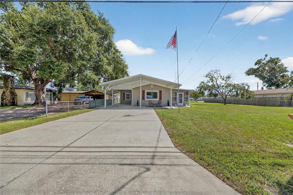 En Venta: $324,900 (2 camas, 2 baños, 1170 Pies cuadrados)