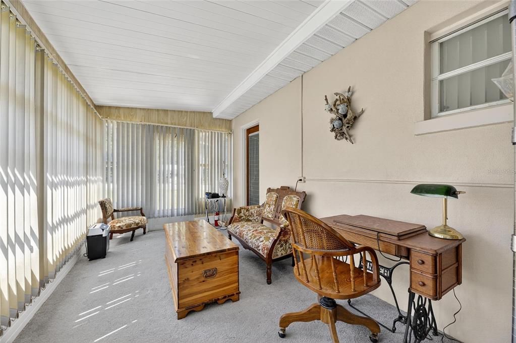 En Venta: $324,900 (2 camas, 2 baños, 1170 Pies cuadrados)