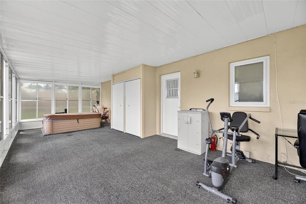 En Venta: $324,900 (2 camas, 2 baños, 1170 Pies cuadrados)