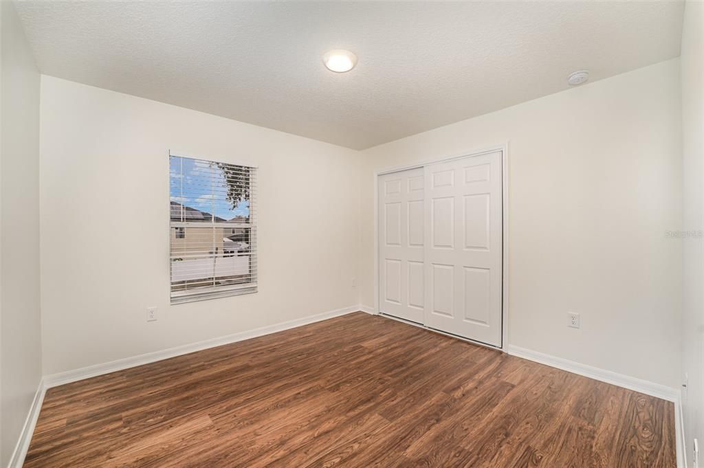 На продажу: $384,900 (5 спален, 2 ванн, 2837 Квадратных фут)