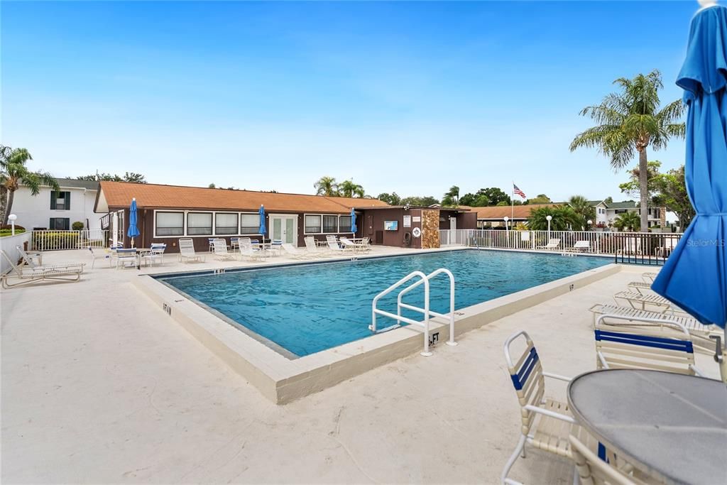 Active With Contract: $175,000 (2 beds, 2 baths, 1280 Square Feet)