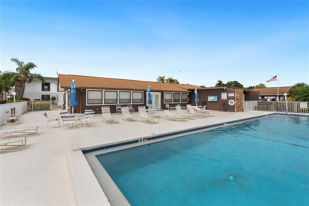 Active With Contract: $175,000 (2 beds, 2 baths, 1280 Square Feet)