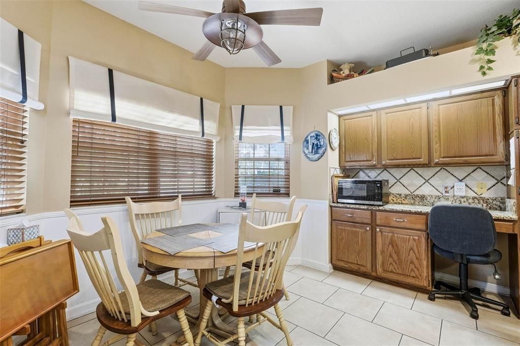 For Sale: $489,900 (3 beds, 3 baths, 2244 Square Feet)