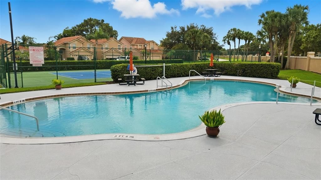 For Sale: $489,900 (3 beds, 3 baths, 2244 Square Feet)