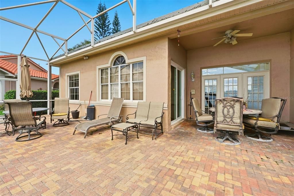 For Sale: $489,900 (3 beds, 3 baths, 2244 Square Feet)