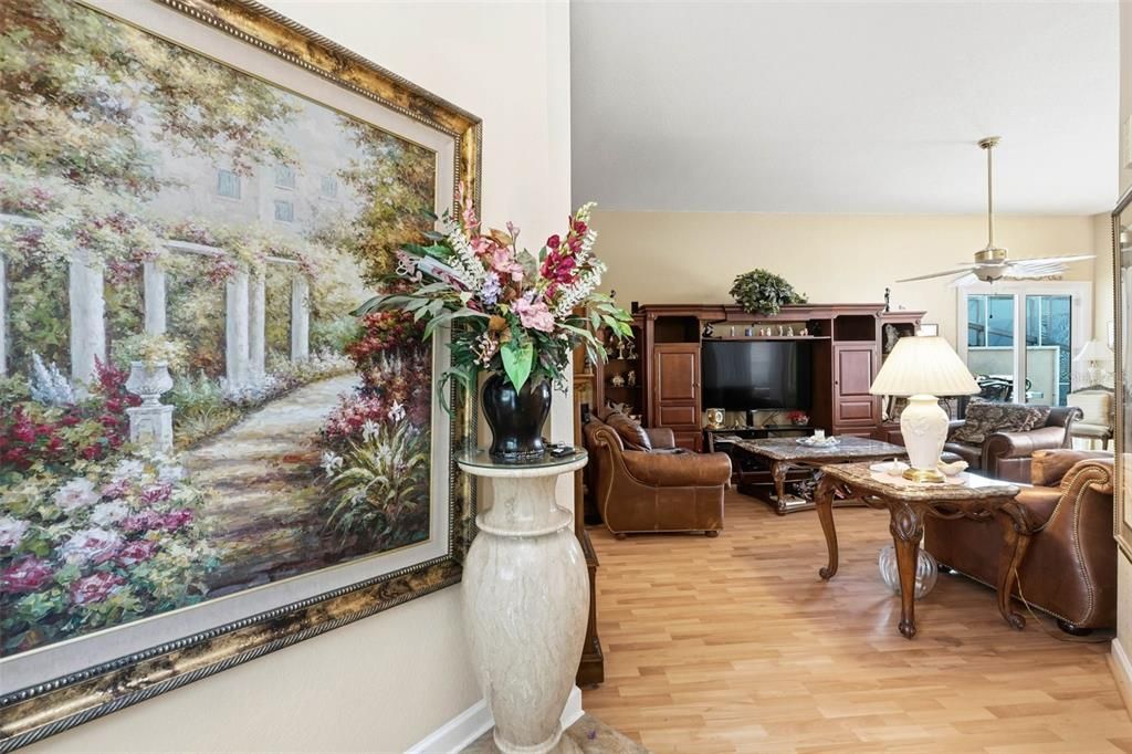 For Sale: $489,900 (3 beds, 3 baths, 2244 Square Feet)