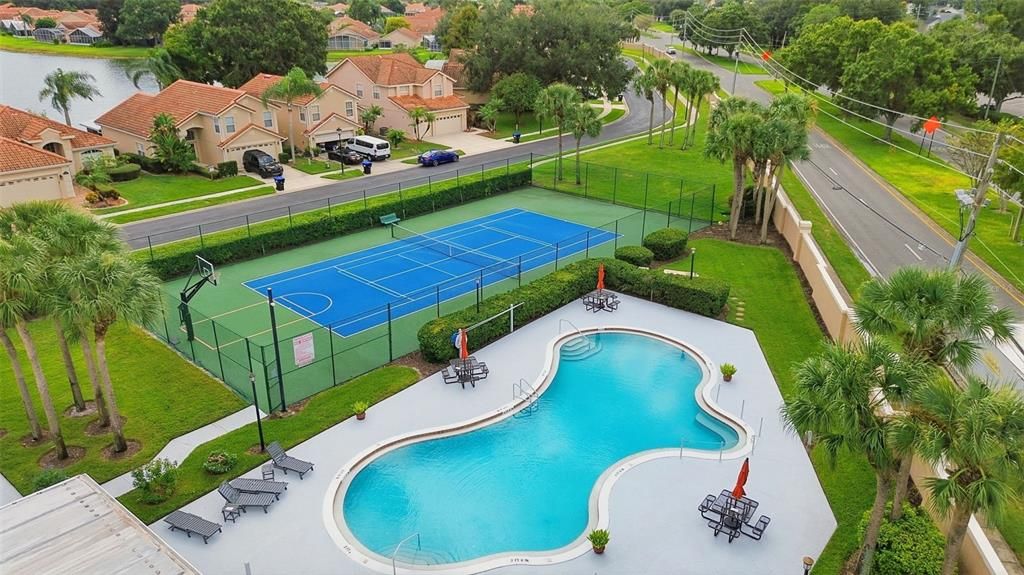 For Sale: $489,900 (3 beds, 3 baths, 2244 Square Feet)