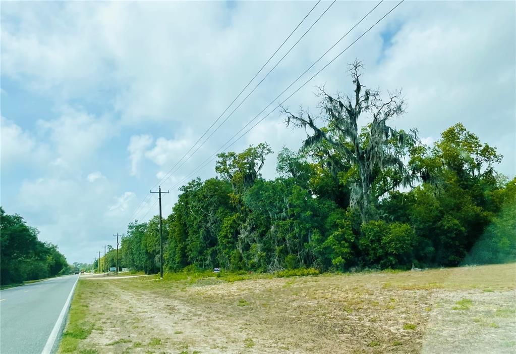 待售: $2,175,000 (1.03 acres)