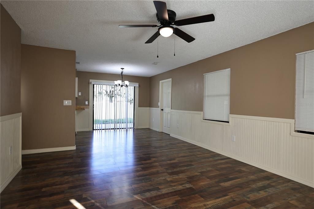 En Venta: $225,000 (2 camas, 1 baños, 1201 Pies cuadrados)