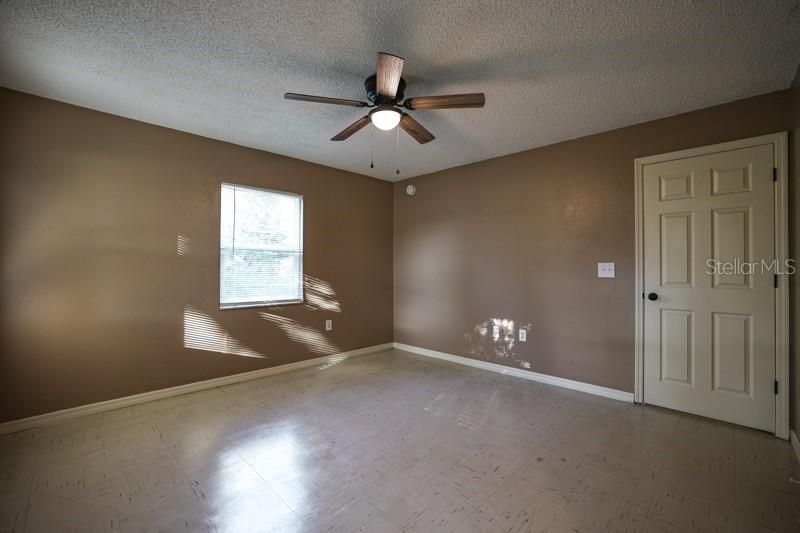 En Venta: $225,000 (2 camas, 1 baños, 1201 Pies cuadrados)