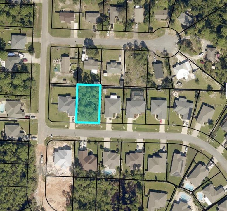 En Venta: $1,150,000 (0.21 acres)