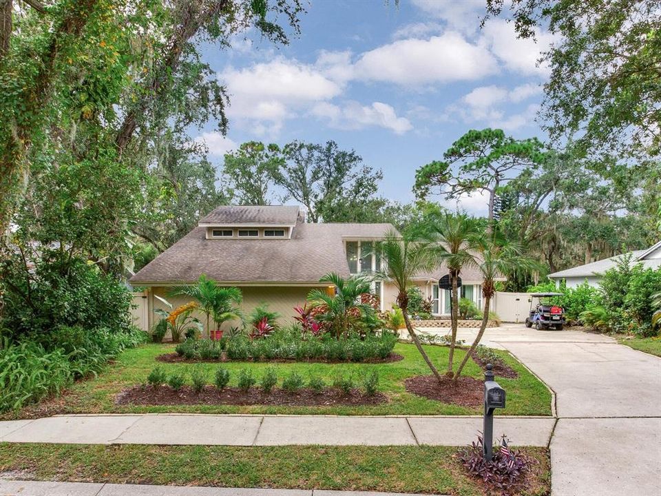 待售: $845,000 (4 贝兹, 2 浴室, 2802 平方英尺)