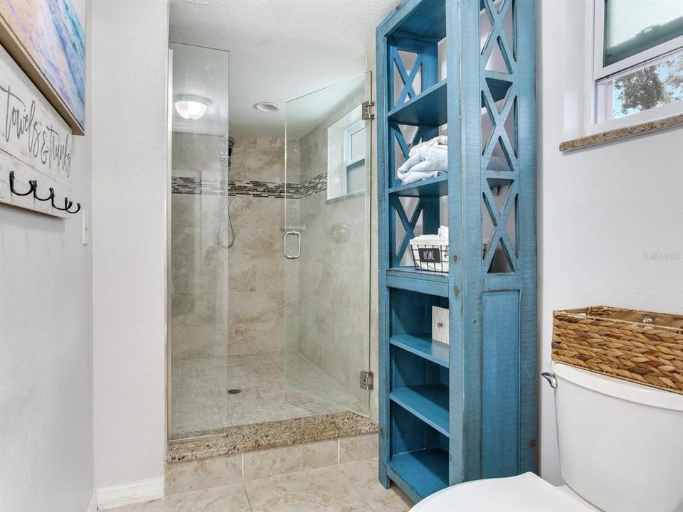 待售: $845,000 (4 贝兹, 2 浴室, 2802 平方英尺)