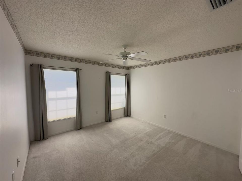 For Sale: $215,000 (2 beds, 2 baths, 1238 Square Feet)