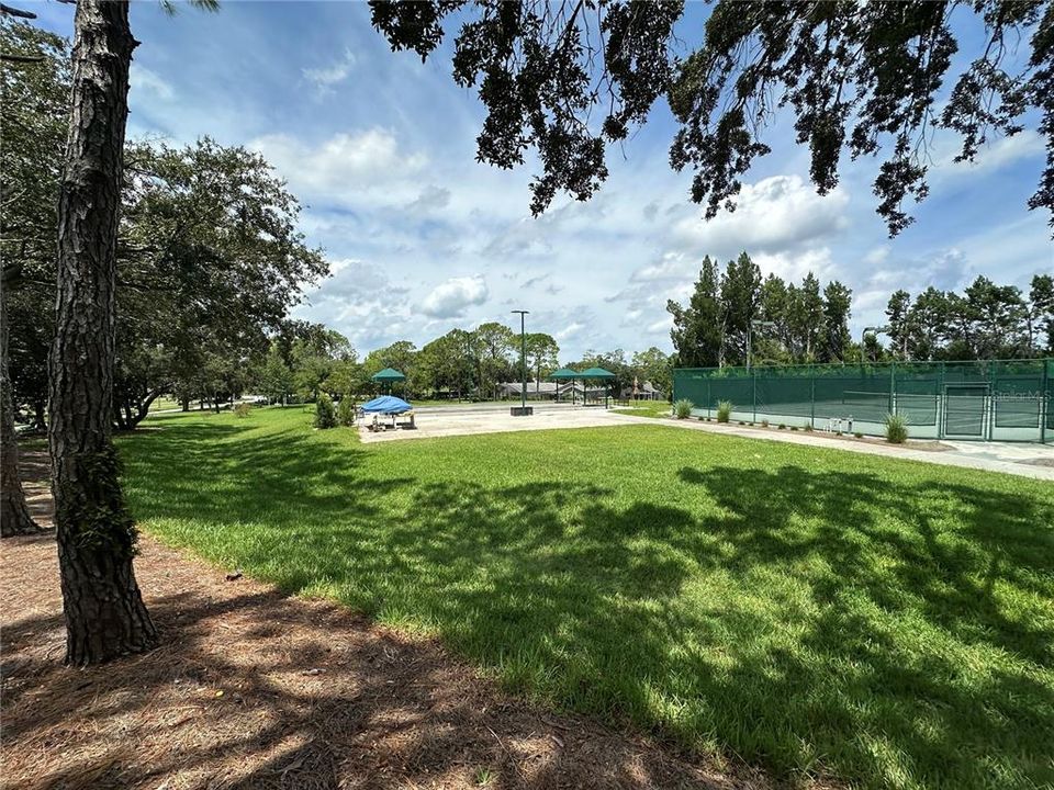 For Sale: $215,000 (2 beds, 2 baths, 1238 Square Feet)