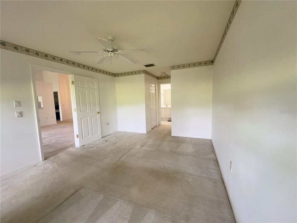 For Sale: $215,000 (2 beds, 2 baths, 1238 Square Feet)