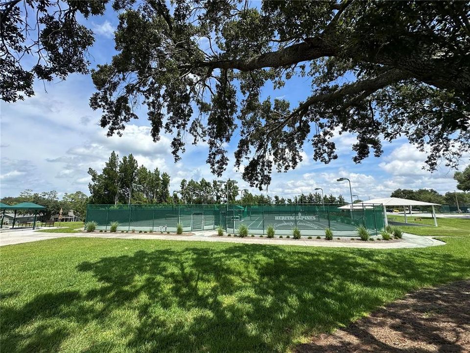 For Sale: $215,000 (2 beds, 2 baths, 1238 Square Feet)