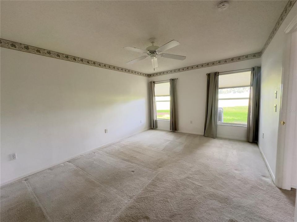 For Sale: $215,000 (2 beds, 2 baths, 1238 Square Feet)