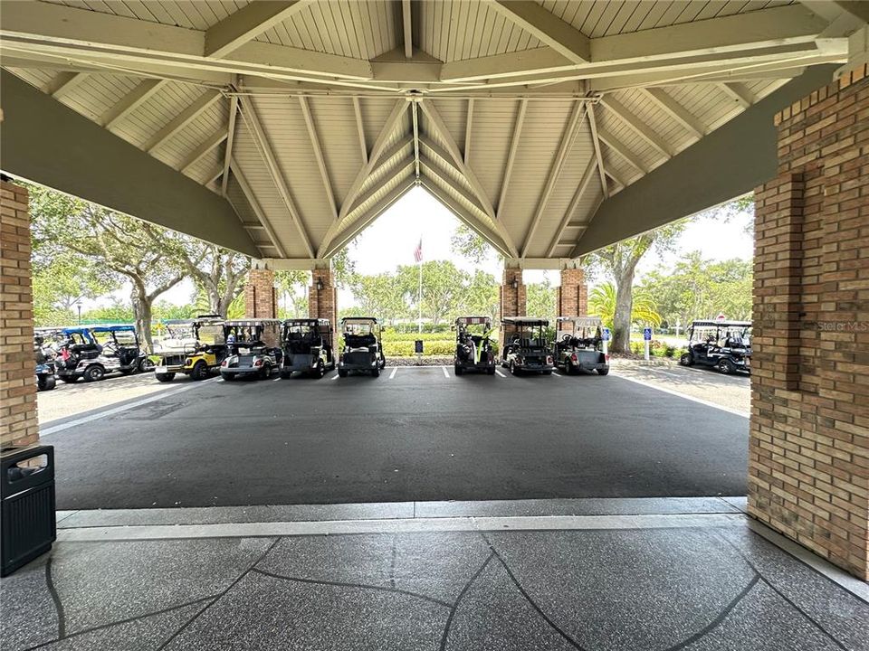 For Sale: $215,000 (2 beds, 2 baths, 1238 Square Feet)