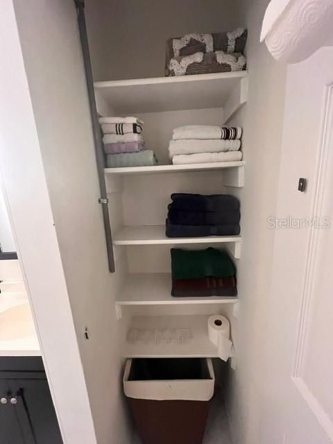 For Rent: $2,200 (2 beds, 1 baths, 1036 Square Feet)