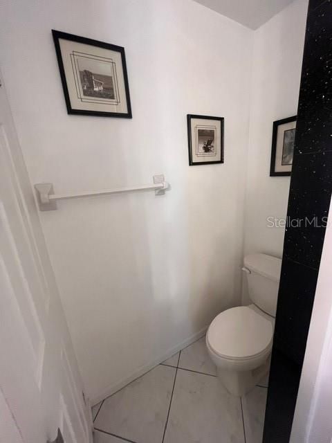 For Rent: $2,200 (2 beds, 1 baths, 1036 Square Feet)