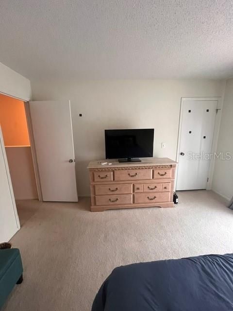 For Rent: $2,200 (2 beds, 1 baths, 1036 Square Feet)