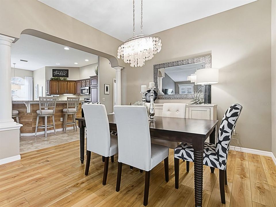 Activo con contrato: $496,000 (3 camas, 2 baños, 1953 Pies cuadrados)