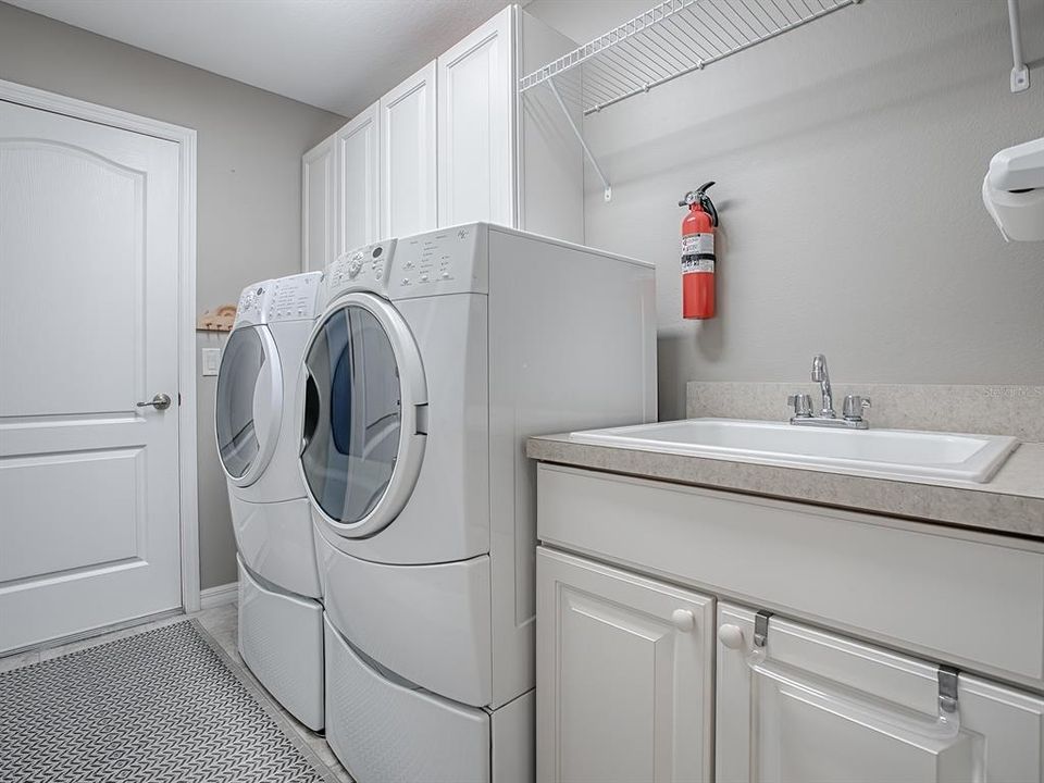 Activo con contrato: $496,000 (3 camas, 2 baños, 1953 Pies cuadrados)