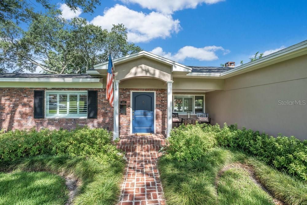 Active With Contract: $695,000 (3 beds, 2 baths, 2058 Square Feet)