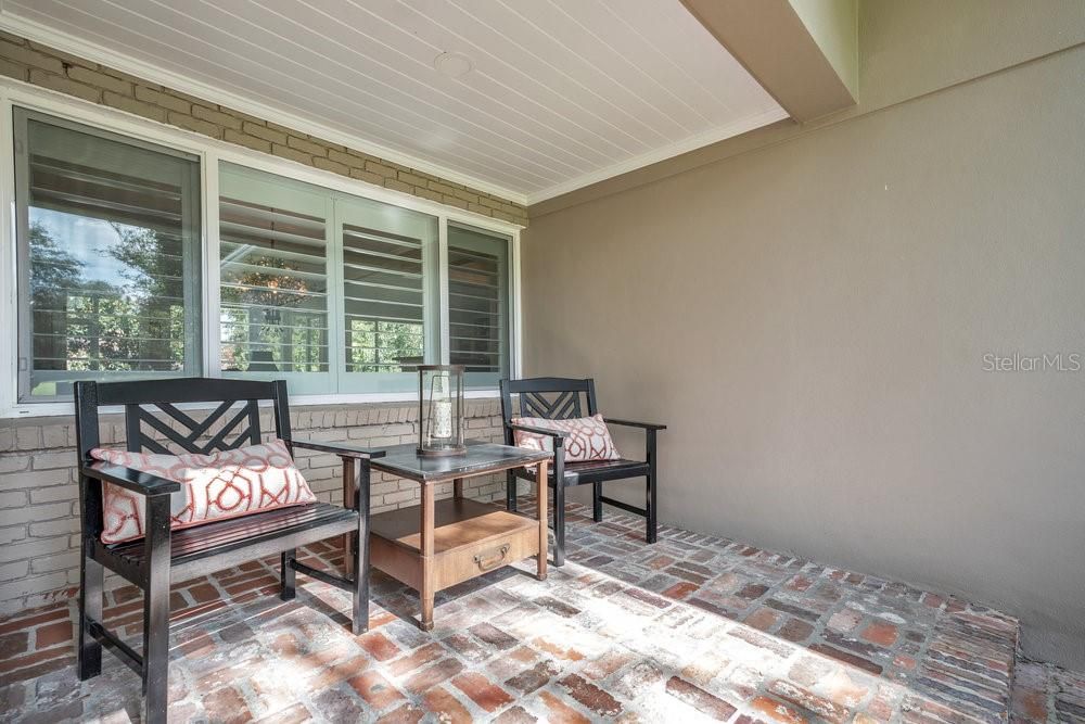 Active With Contract: $695,000 (3 beds, 2 baths, 2058 Square Feet)